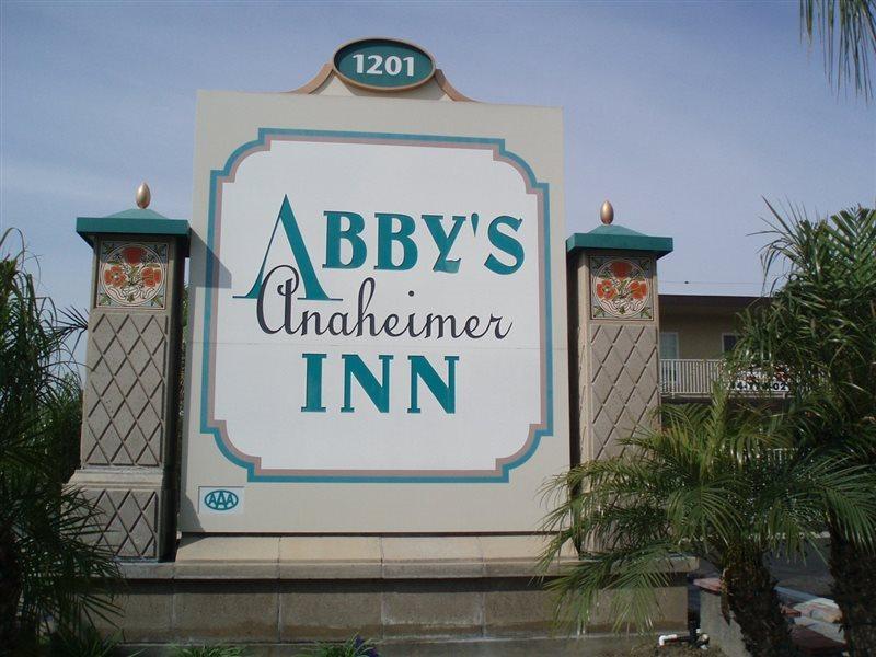 Abby'S Anaheimer Inn - Across Disneyland Park Exteriér fotografie